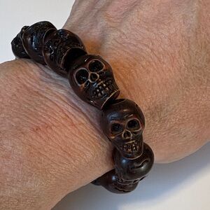 Skull Chunky Dark Brown Black Skull Bead Stretch Bracelet